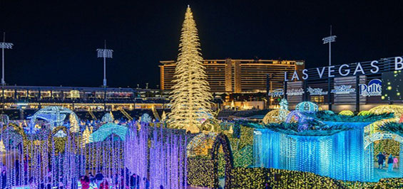 Enchant Christmas © Las Vegas News Bureau 