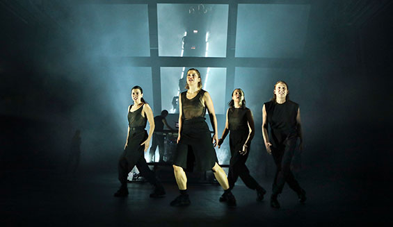 Agamemnon Anna Bardavelidze Liliane Amuat Barbara Horvath Myriam Schroeder Foto Birgit Hupfeld