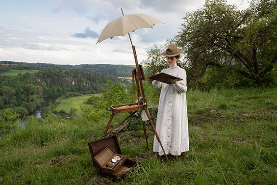 MuK Gabriele Münter Vanessa Loibl beim Malen in Kallmünz Foto von Stephanie Kulbach CCC Cinema und Television